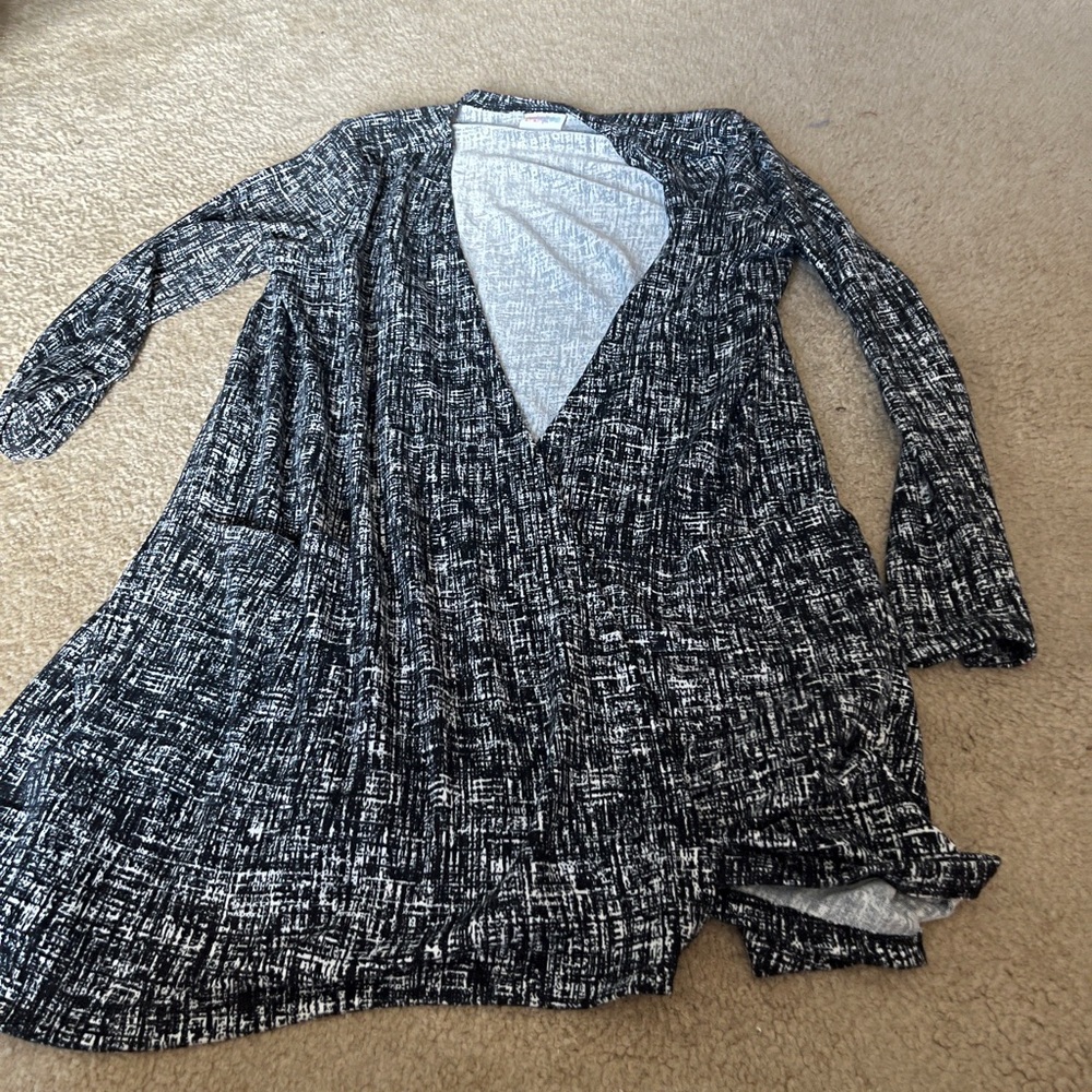 Lularoe Shirley cardigan